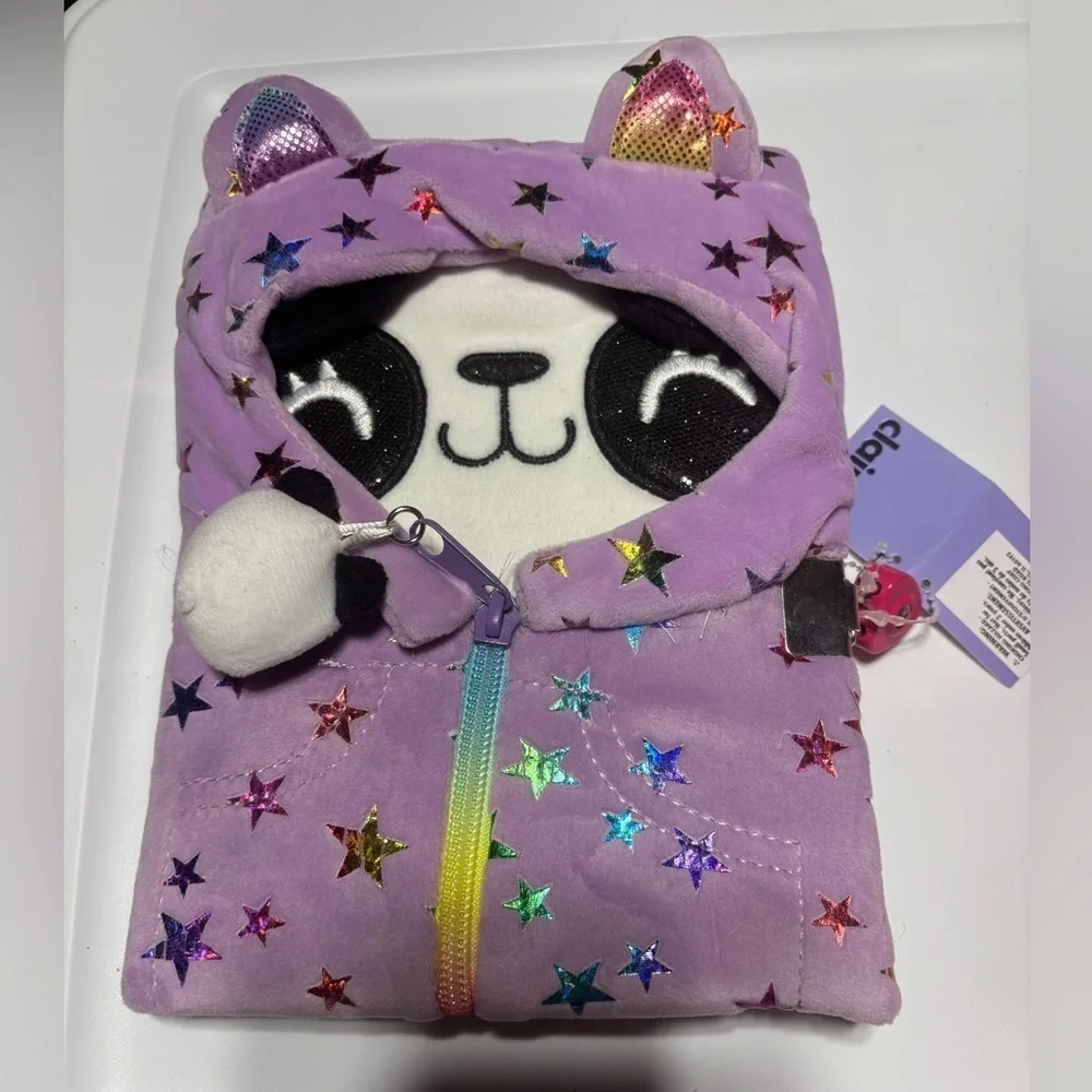 NWT Claire’s Bundle of 5 Fuzzy Journals With Lock & Key.
